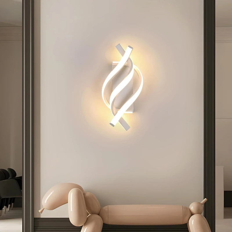💡 Lampada da Parete LED Moderna – Design Curvo a 3 Linee in Alluminio
